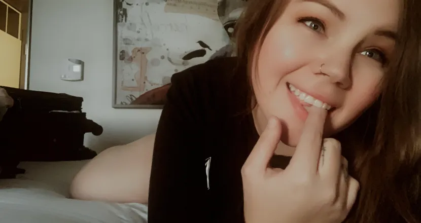 OnlyFans cuenta curvyjnikki header 2