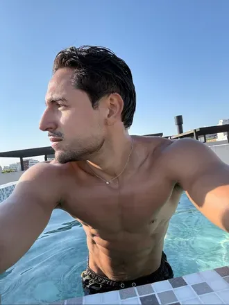 OnlyFans account  axelfitboy avatar 1