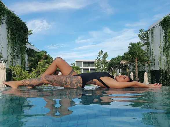 OnlyFans cuenta asian-dream header 2
