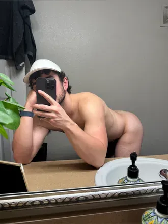OnlyFans cuenta kingarthurr header 2