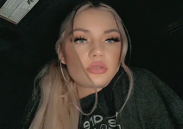 OnlyFans account  alphabarbieee avatar 1