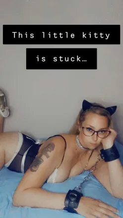 OnlyFans cuenta krissythekitty header 2