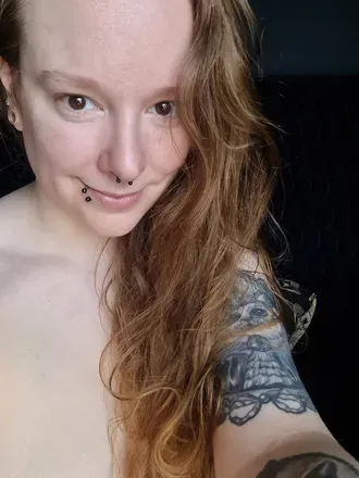 OnlyFans cuenta poppythefield avatar 1