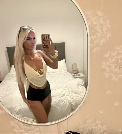 OnlyFans cuenta amyelizabethxxx avatar 1