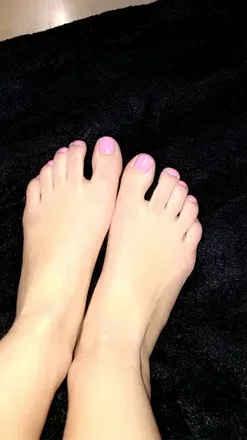 OnlyFans account  emelie_feet avatar 1