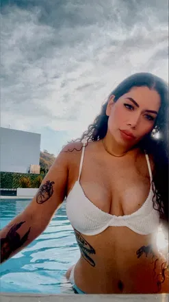 OnlyFans cuenta mafe.m header 2