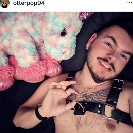 OnlyFans cuenta otterpop1994 header 2