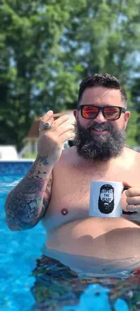 OnlyFans cuenta bearded-bourbon-photog avatar 1
