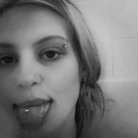 OnlyFans cuenta courtdiehl avatar 1