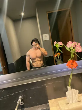 OnlyFans cuenta dante_adamso1 header 2