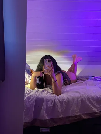 OnlyFans cuenta lia_baddie header 2