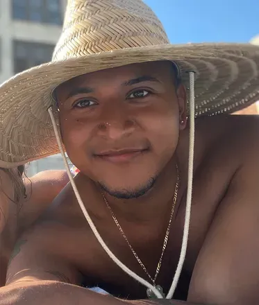 OnlyFans account  summerchronicles avatar 1