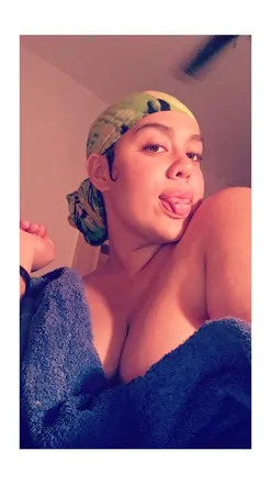 OnlyFans cuenta laylaawaylaa header 2