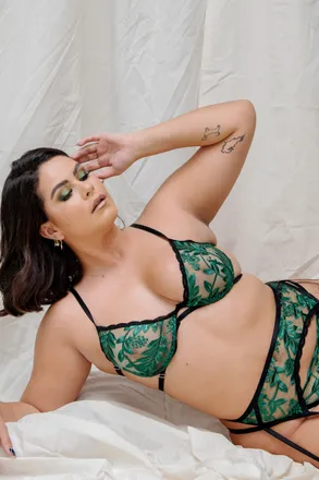 OnlyFans cuenta arir97 header 2