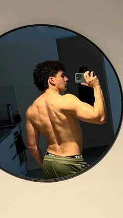 OnlyFans account  aaronobrien avatar 1
