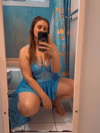 OnlyFans account  naughtyteachero3 avatar 1