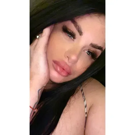 OnlyFans account  millluisa avatar 1