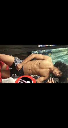 OnlyFans cuenta wavy_roc header 2