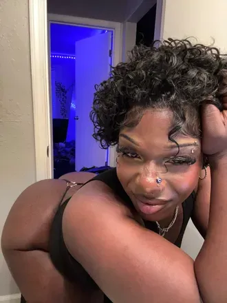 OnlyFans account  itsverymuchgivingggg avatar 1
