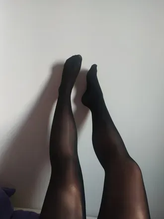 OnlyFans cuenta feet.goddess.olivia header 2