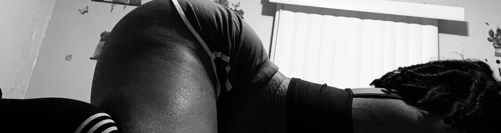 OnlyFans cuenta allergicroses header 2
