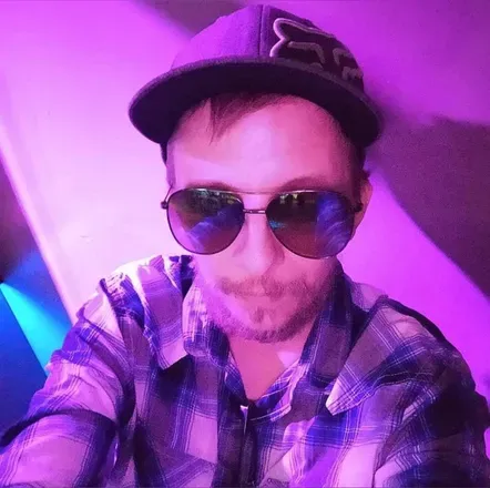 OnlyFans cuenta djbling2025 avatar 1