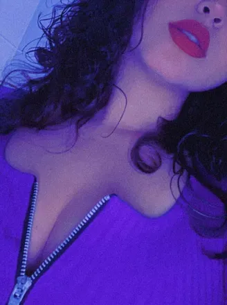 OnlyFans cuenta bloom_doll avatar 1
