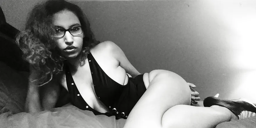 OnlyFans cuenta desirablequeen header 2