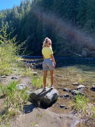 OnlyFans account  ashdanielle header 2