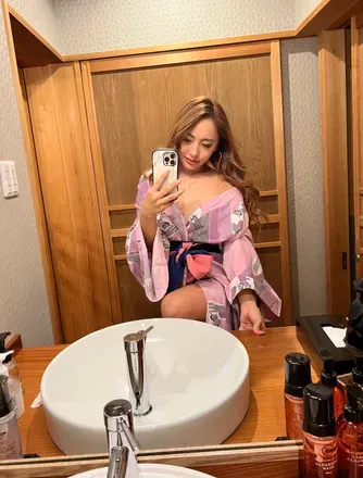 OnlyFans account  dancer_karenk avatar 1