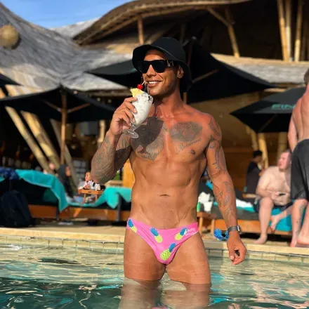 OnlyFans account  caramelkinggc avatar 1