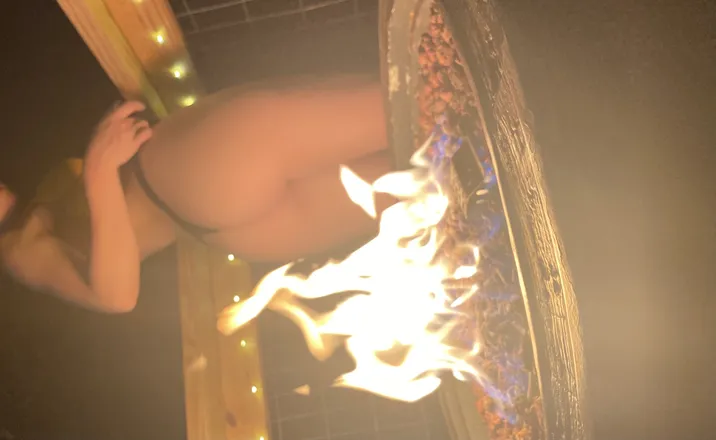 OnlyFans cuenta smokin.pixie header 2