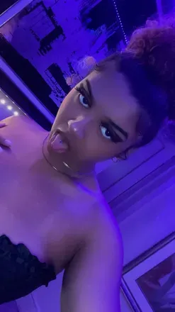 OnlyFans cuenta x_xliligurl avatar 1