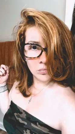 OnlyFans cuenta redheadedrose907 avatar 1