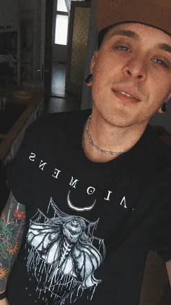 OnlyFans cuenta cancler header 2