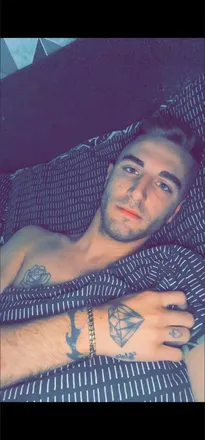 OnlyFans cuenta amrich1231 header 2