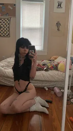 OnlyFans cuenta bunniegutzz previous_avatars_1 3