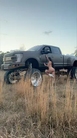 OnlyFans cuenta shewantsthediesel header 2