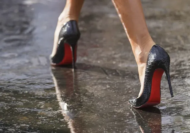 OnlyFans cuenta bare-soles header 2