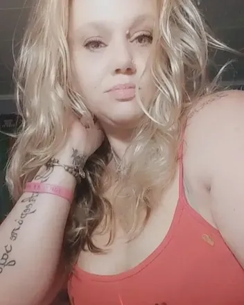 OnlyFans cuenta slutttnymphosstuff avatar 1