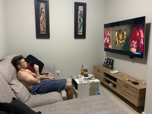 OnlyFans cuenta nachoguerrero317 header 2