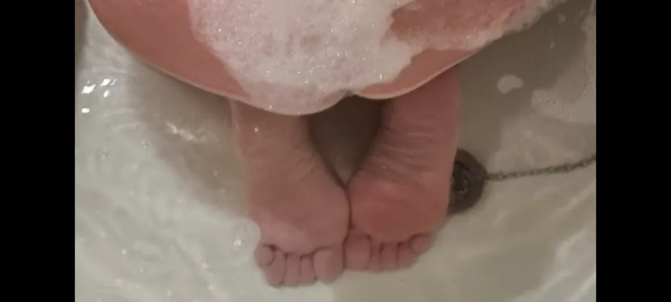 OnlyFans account  footfetish861 header 2