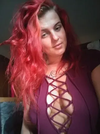 OnlyFans account  reddg18 avatar 1