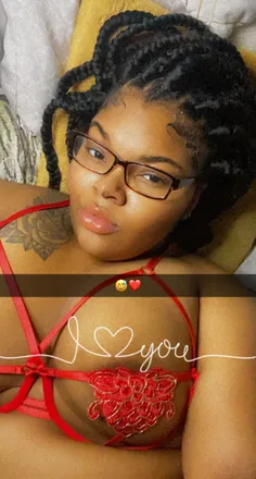OnlyFans cuenta sassyboo_22 avatar 1