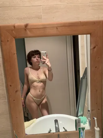 OnlyFans account  bubbles333 header 2