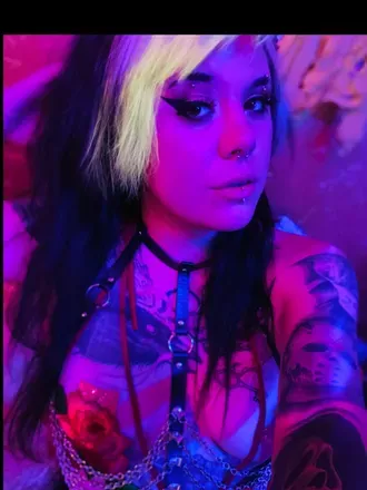 OnlyFans cuenta divine_raven666 avatar 1