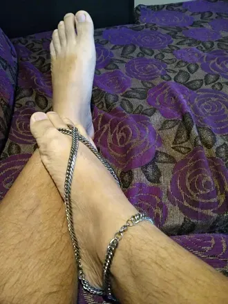 OnlyFans cuenta feetdedosguarros94 avatar 1