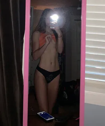 OnlyFans cuenta mollybaby1 avatar 1