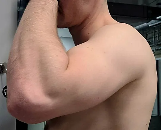 OnlyFans account  moajebiet header 2