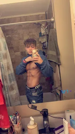 OnlyFans account  kshredz header 2